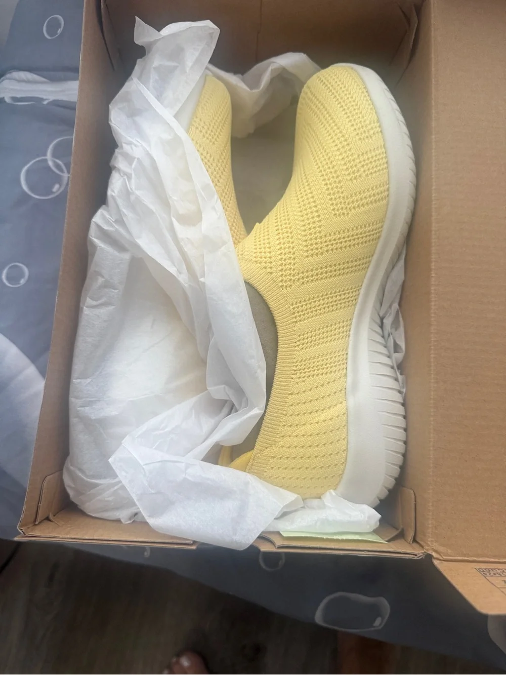 Skechers Yellow Women's Slip-On Sneakers - Picture 1 of 3